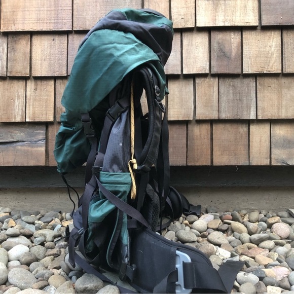 Gregory Electra Women's 72L Backpacking Backpack - Picture 4 of 7